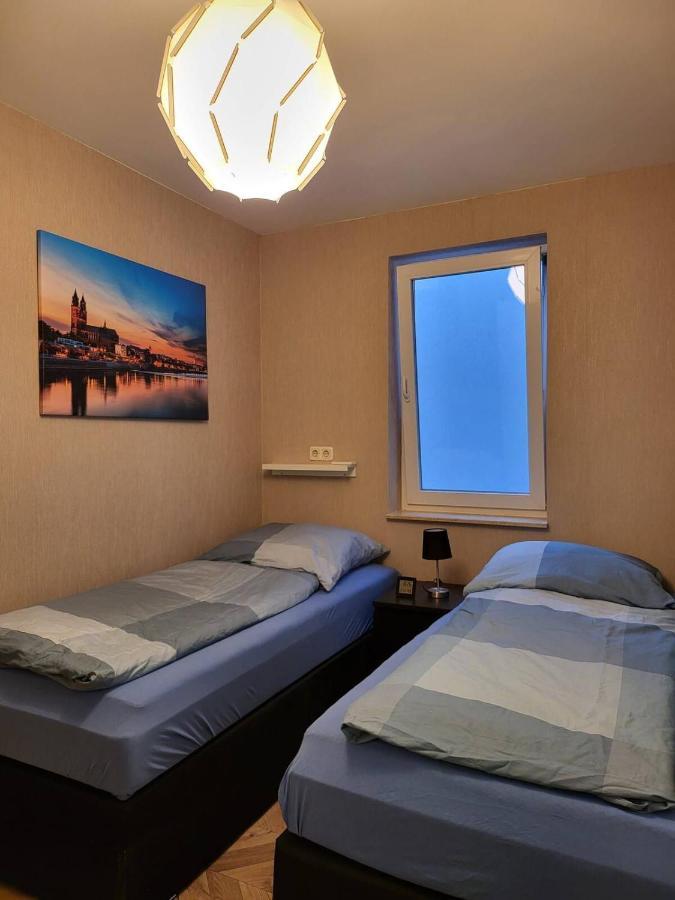 Gemuetliche Dachwohnung Mit Kleiner Oder Grosser Dachterrasse Nebeneinander Wolmirstedt Dış mekan fotoğraf