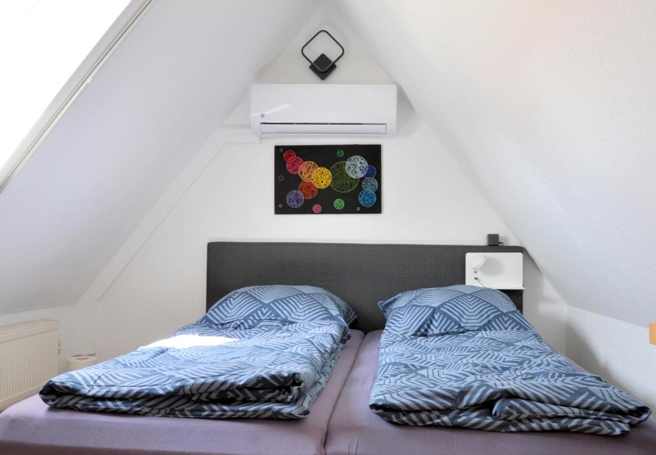 Gemuetliche Dachwohnung Mit Kleiner Oder Grosser Dachterrasse Nebeneinander Wolmirstedt Dış mekan fotoğraf