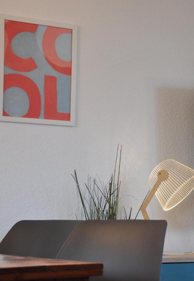 Gemuetliche Dachwohnung Mit Kleiner Oder Grosser Dachterrasse Nebeneinander Wolmirstedt Dış mekan fotoğraf