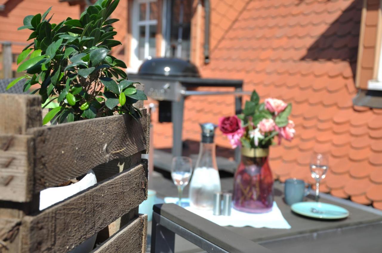 Gemutliche Dachwohnung Mit Kleiner Oder Grosser Dachterrasse Nebeneinander Wolmirstedt Dış mekan fotoğraf