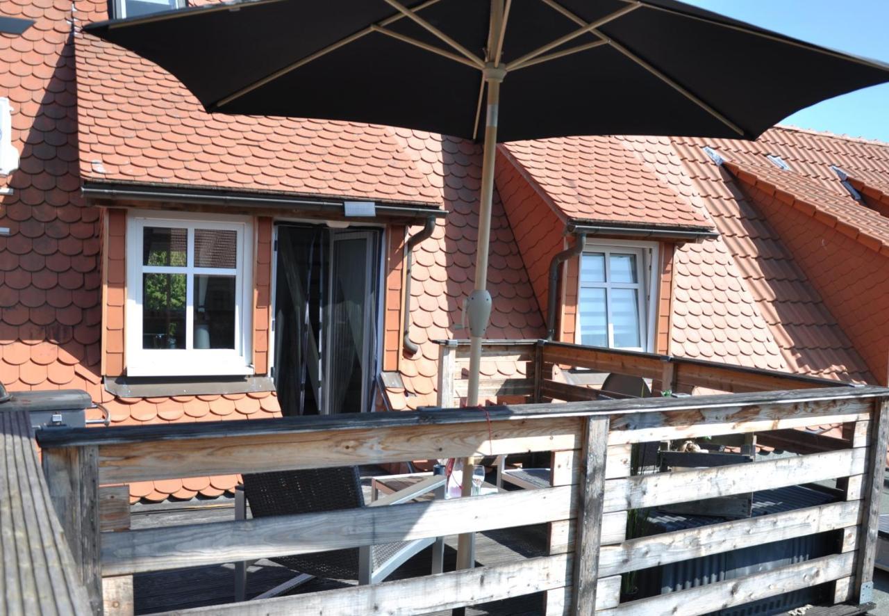 Gemuetliche Dachwohnung Mit Kleiner Oder Grosser Dachterrasse Nebeneinander Wolmirstedt Dış mekan fotoğraf